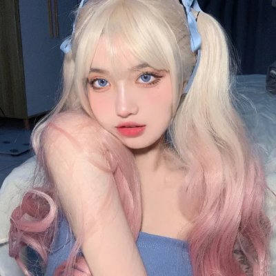 一个女王的少女时代